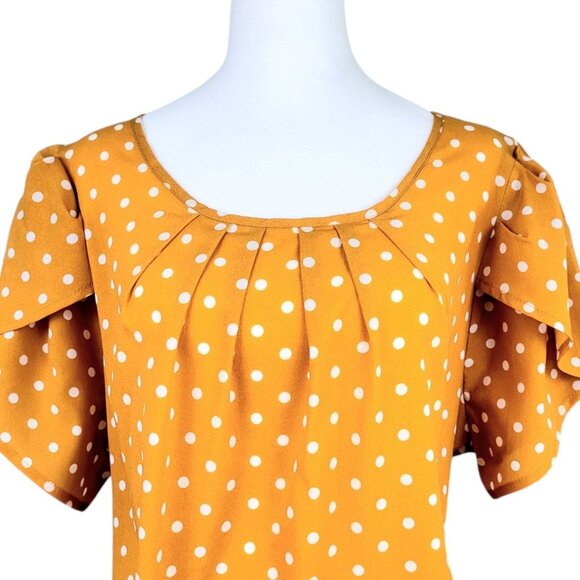 Women's Plus 2X Yellow Polka Dot Flutter Sleeve Blouse - Round Tiered Neckline - Picture 2 of 12